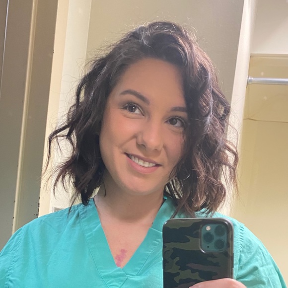 Meet your Posher, Randi - Picture 5 of 5